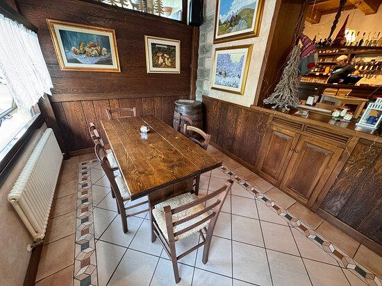 Albergo Ristorante Rifugio Carpe Diem, bar