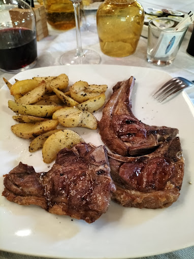 Carne chianina biologica con patate, Ristorante Carpe Diem
